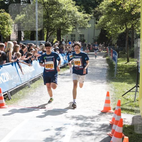 09.05.2026 - Störlauf H.Heesch http://msf.ph/oto/9678206 09.05.2026 15:27:44 Ziel 2483, 2484 meine-sportfotos.de