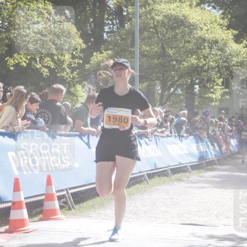 09.05.2026 - Störlauf H.Heesch http://msf.ph/oto/9678648 09.05.2026 15:30:20 Ziel 1980 meine-sportfotos.de