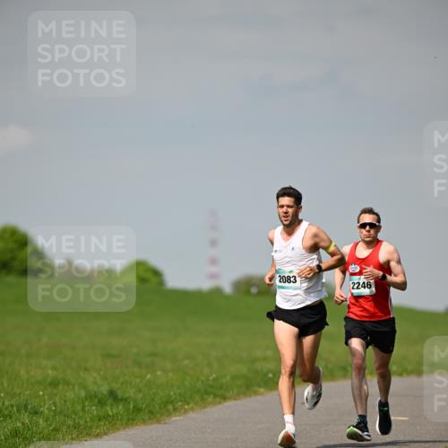 10.05.2026 - 8. Wedeler Halbmarathon Dr. Thomas Lammeyer http://msf.ph/oto/9691113 10.05.2026 11:11:52 Laufen 2083, 2246 meine-sportfotos.de