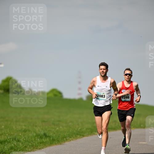 10.05.2026 - 8. Wedeler Halbmarathon Dr. Thomas Lammeyer http://msf.ph/oto/9691122 10.05.2026 11:11:52 Laufen 2083, 2246 meine-sportfotos.de