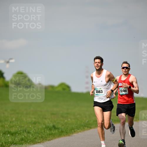 10.05.2026 - 8. Wedeler Halbmarathon Dr. Thomas Lammeyer http://msf.ph/oto/9691127 10.05.2026 11:11:52 Laufen 2083, 2246 meine-sportfotos.de