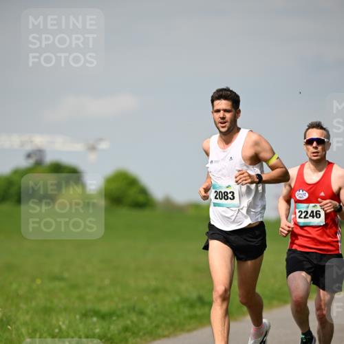 10.05.2026 - 8. Wedeler Halbmarathon Dr. Thomas Lammeyer http://msf.ph/oto/9691149 10.05.2026 11:11:54 Laufen 2083, 2246 meine-sportfotos.de