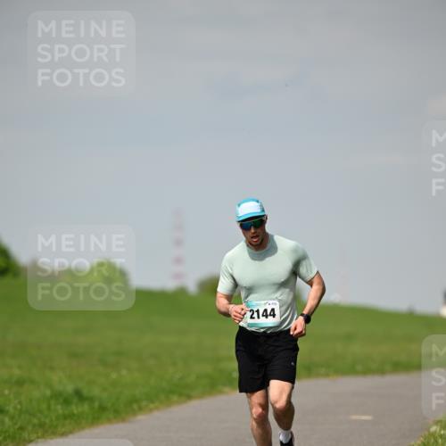 10.05.2026 - 8. Wedeler Halbmarathon Dr. Thomas Lammeyer http://msf.ph/oto/9691209 10.05.2026 11:12:04 Laufen 173, 2144 meine-sportfotos.de