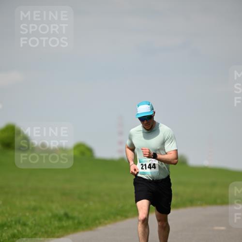 10.05.2026 - 8. Wedeler Halbmarathon Dr. Thomas Lammeyer http://msf.ph/oto/9691216 10.05.2026 11:12:04 Laufen 173, 2144 meine-sportfotos.de