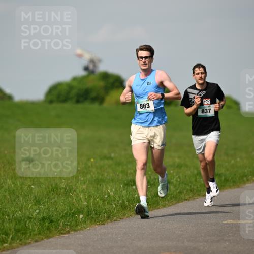 10.05.2026 - 8. Wedeler Halbmarathon Dr. Thomas Lammeyer http://msf.ph/oto/9691757 10.05.2026 11:14:15 Laufen 863, 837, 1236 meine-sportfotos.de