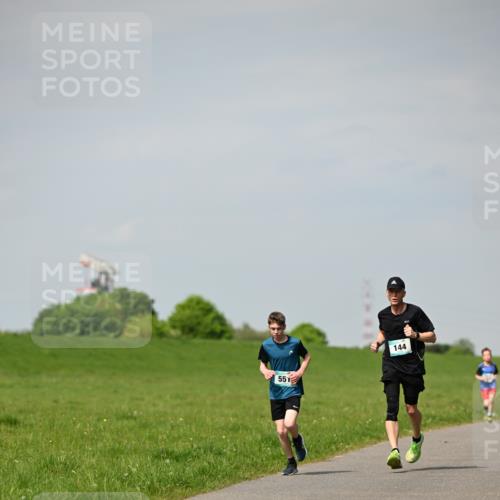 10.05.2026 - 8. Wedeler Halbmarathon Dr. Thomas Lammeyer http://msf.ph/oto/9691988 10.05.2026 11:14:50 Laufen 551, 144 meine-sportfotos.de