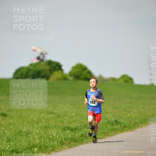 10.05.2026 - 8. Wedeler Halbmarathon Dr. Thomas Lammeyer http://msf.ph/oto/9692079 10.05.2026 11:14:59 Laufen 552 meine-sportfotos.de