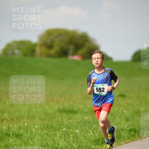 10.05.2026 - 8. Wedeler Halbmarathon Dr. Thomas Lammeyer http://msf.ph/oto/9692130 10.05.2026 11:15:02 Laufen 552 meine-sportfotos.de