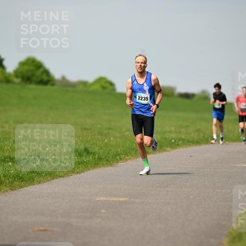 10.05.2026 - 8. Wedeler Halbmarathon Dr. Thomas Lammeyer http://msf.ph/oto/9692565 10.05.2026 11:16:00 Laufen 2235 meine-sportfotos.de