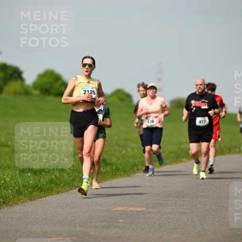 10.05.2026 - 8. Wedeler Halbmarathon Dr. Thomas Lammeyer http://msf.ph/oto/9692724 10.05.2026 11:16:19 Laufen 2125, 838 meine-sportfotos.de