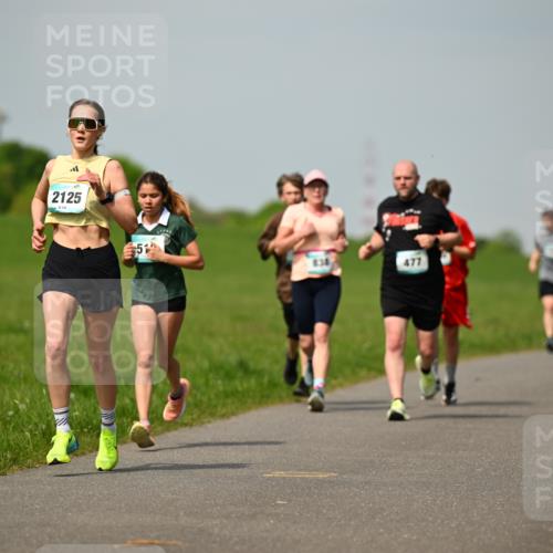 10.05.2026 - 8. Wedeler Halbmarathon Dr. Thomas Lammeyer http://msf.ph/oto/9692741 10.05.2026 11:16:20 Laufen 2125 meine-sportfotos.de