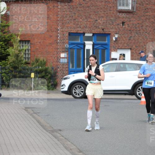 10.05.2026 - 8. Wedeler Halbmarathon Andreas Tolksdorf http://msf.ph/oto/9692801 10.05.2026 10:17:10 Laufen 483, 516 meine-sportfotos.de
