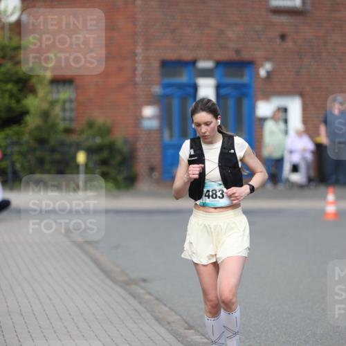 10.05.2026 - 8. Wedeler Halbmarathon Andreas Tolksdorf http://msf.ph/oto/9692840 10.05.2026 10:17:14 Laufen 483, 516 meine-sportfotos.de