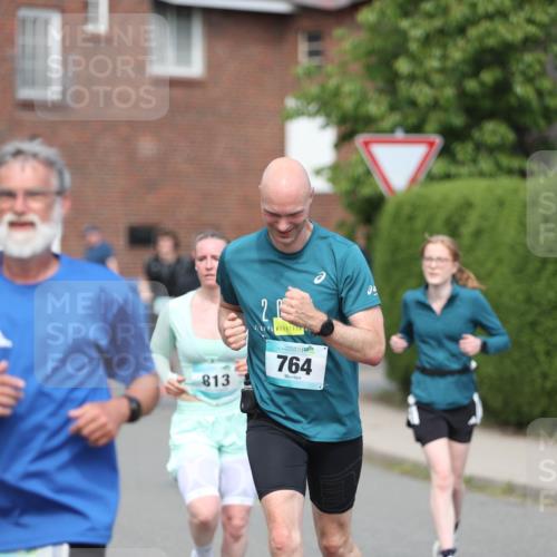 10.05.2026 - 8. Wedeler Halbmarathon Andreas Tolksdorf http://msf.ph/oto/9692906 10.05.2026 10:17:31 Laufen 813, 20, 764 meine-sportfotos.de
