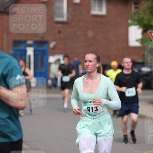10.05.2026 - 8. Wedeler Halbmarathon Andreas Tolksdorf http://msf.ph/oto/9692932 10.05.2026 10:17:33 Laufen 764, 813 meine-sportfotos.de