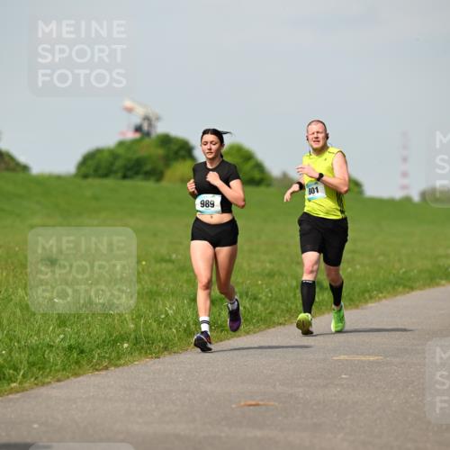 10.05.2026 - 8. Wedeler Halbmarathon Dr. Thomas Lammeyer http://msf.ph/oto/9692947 10.05.2026 11:16:44 Laufen 989, 801, 102 meine-sportfotos.de