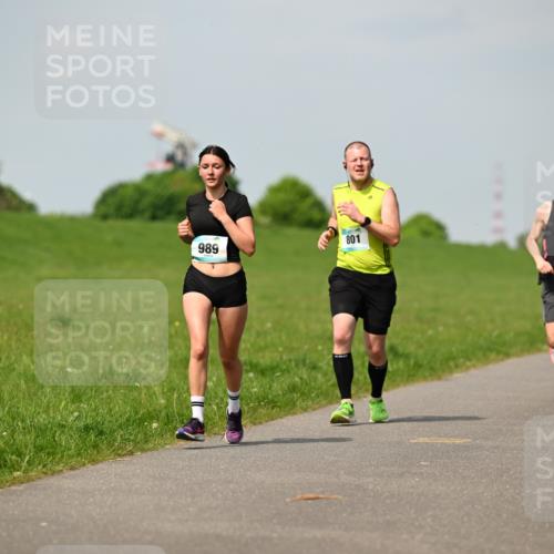 10.05.2026 - 8. Wedeler Halbmarathon Dr. Thomas Lammeyer http://msf.ph/oto/9692959 10.05.2026 11:16:45 Laufen 801, 989, 1027 meine-sportfotos.de