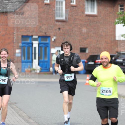 10.05.2026 - 8. Wedeler Halbmarathon Andreas Tolksdorf http://msf.ph/oto/9692973 10.05.2026 10:17:38 Laufen 762, 662, 2105 meine-sportfotos.de