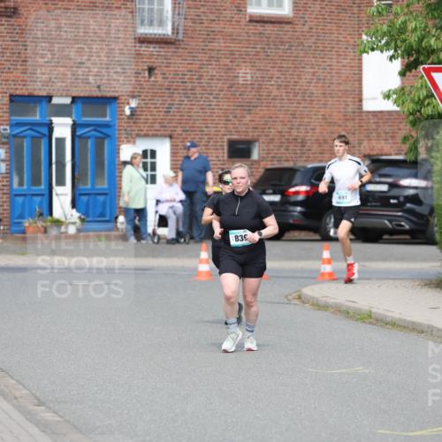 10.05.2026 - 8. Wedeler Halbmarathon Andreas Tolksdorf http://msf.ph/oto/9692998 10.05.2026 10:17:44 Laufen 839, 691 meine-sportfotos.de