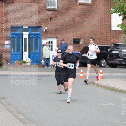 10.05.2026 - 8. Wedeler Halbmarathon Andreas Tolksdorf http://msf.ph/oto/9693011 10.05.2026 10:17:45 Laufen 839, 691 meine-sportfotos.de