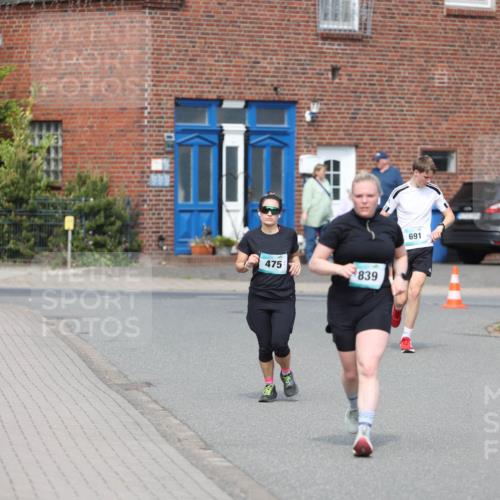 10.05.2026 - 8. Wedeler Halbmarathon Andreas Tolksdorf http://msf.ph/oto/9693032 10.05.2026 10:17:46 Laufen 1, 475, 839, 691 meine-sportfotos.de