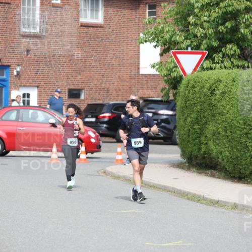 10.05.2026 - 8. Wedeler Halbmarathon Andreas Tolksdorf http://msf.ph/oto/9693067 10.05.2026 10:18:06 Laufen 958, 959 meine-sportfotos.de