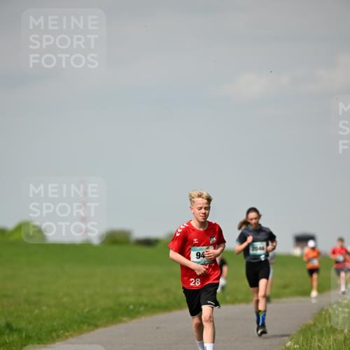 10.05.2026 - 8. Wedeler Halbmarathon Dr. Thomas Lammeyer http://msf.ph/oto/9693081 10.05.2026 11:17:15 Laufen  meine-sportfotos.de