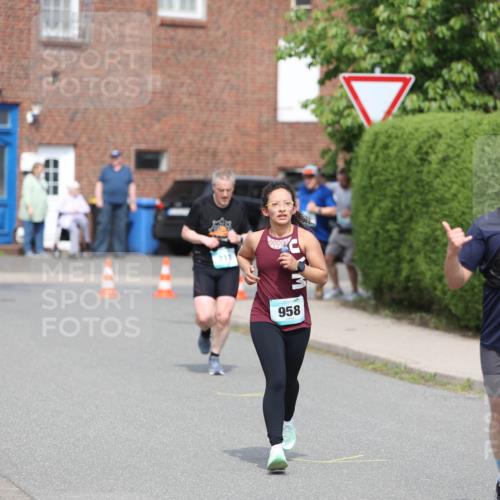 10.05.2026 - 8. Wedeler Halbmarathon Andreas Tolksdorf http://msf.ph/oto/9693097 10.05.2026 10:18:10 Laufen 311, 958, 959 meine-sportfotos.de