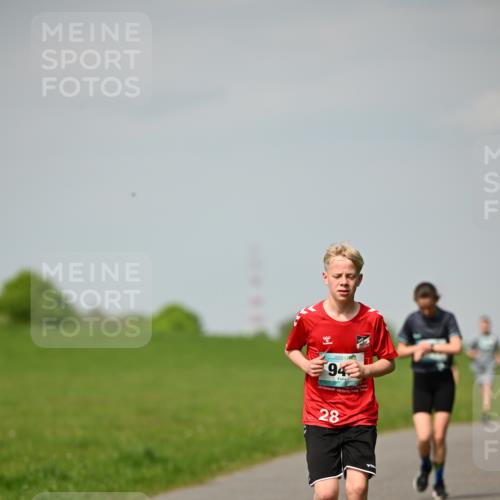 10.05.2026 - 8. Wedeler Halbmarathon Dr. Thomas Lammeyer http://msf.ph/oto/9693116 10.05.2026 11:17:17 Laufen  meine-sportfotos.de