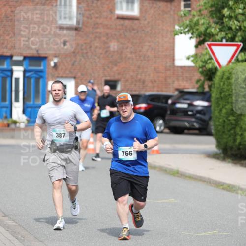 10.05.2026 - 8. Wedeler Halbmarathon Andreas Tolksdorf http://msf.ph/oto/9693137 10.05.2026 10:18:17 Laufen 387, 766 meine-sportfotos.de
