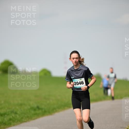 10.05.2026 - 8. Wedeler Halbmarathon Dr. Thomas Lammeyer http://msf.ph/oto/9693169 10.05.2026 11:17:20 Laufen 2046 meine-sportfotos.de