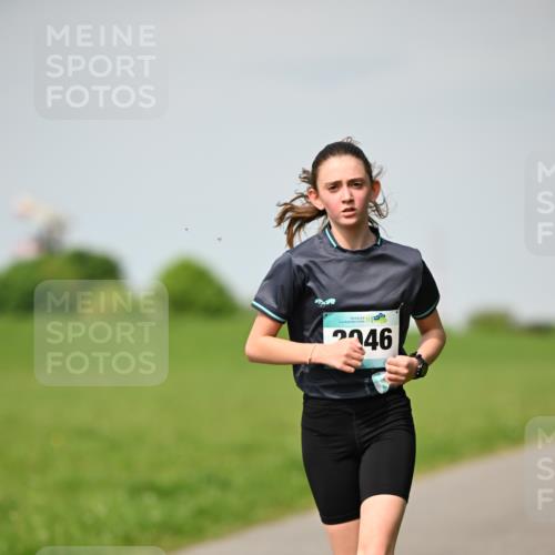 10.05.2026 - 8. Wedeler Halbmarathon Dr. Thomas Lammeyer http://msf.ph/oto/9693192 10.05.2026 11:17:22 Laufen 2046 meine-sportfotos.de