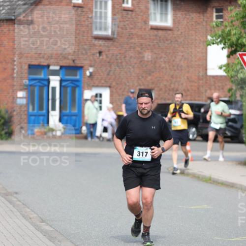 10.05.2026 - 8. Wedeler Halbmarathon Andreas Tolksdorf http://msf.ph/oto/9693241 10.05.2026 10:18:34 Laufen 317 meine-sportfotos.de