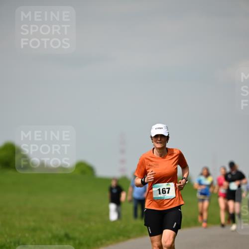 10.05.2026 - 8. Wedeler Halbmarathon Dr. Thomas Lammeyer http://msf.ph/oto/9693286 10.05.2026 11:17:36 Laufen 167 meine-sportfotos.de