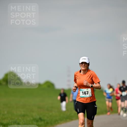 10.05.2026 - 8. Wedeler Halbmarathon Dr. Thomas Lammeyer http://msf.ph/oto/9693294 10.05.2026 11:17:36 Laufen 167 meine-sportfotos.de