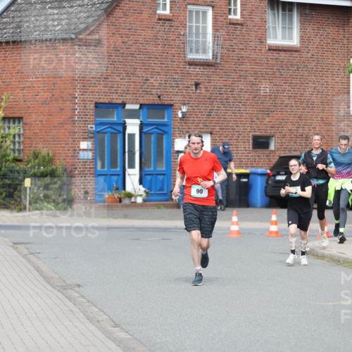 10.05.2026 - 8. Wedeler Halbmarathon Andreas Tolksdorf http://msf.ph/oto/9693321 10.05.2026 10:18:55 Laufen  meine-sportfotos.de
