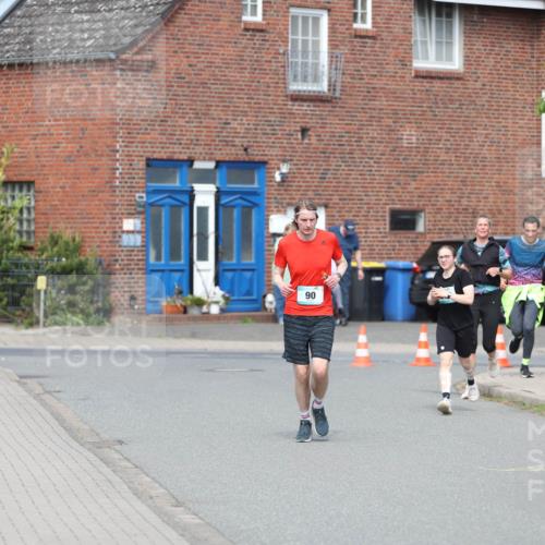 10.05.2026 - 8. Wedeler Halbmarathon Andreas Tolksdorf http://msf.ph/oto/9693324 10.05.2026 10:18:55 Laufen 90 meine-sportfotos.de