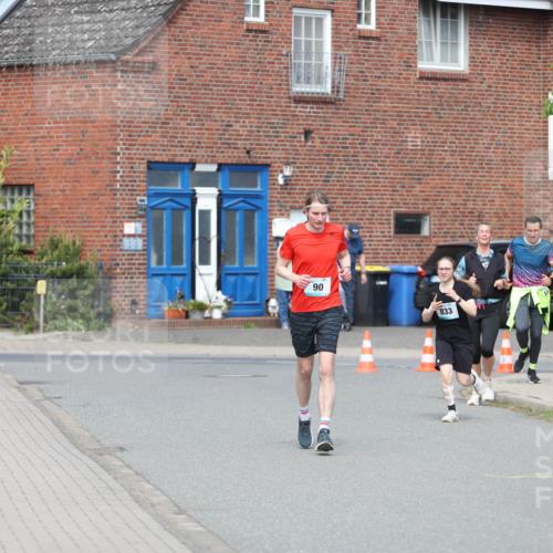 10.05.2026 - 8. Wedeler Halbmarathon Andreas Tolksdorf http://msf.ph/oto/9693328 10.05.2026 10:18:55 Laufen 90, 833 meine-sportfotos.de