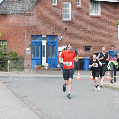 10.05.2026 - 8. Wedeler Halbmarathon Andreas Tolksdorf http://msf.ph/oto/9693331 10.05.2026 10:18:55 Laufen 90, 833 meine-sportfotos.de