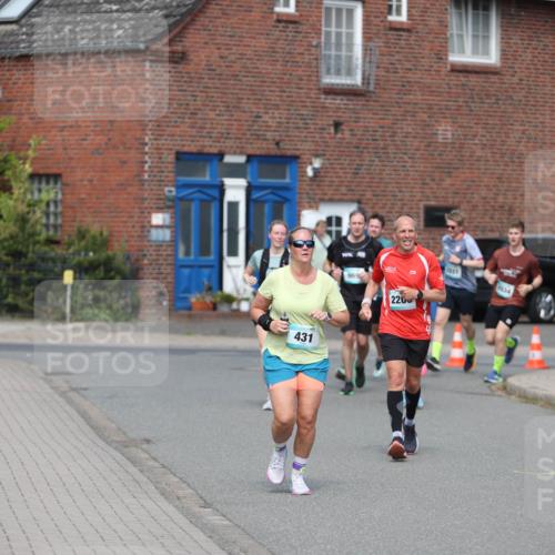 10.05.2026 - 8. Wedeler Halbmarathon Andreas Tolksdorf http://msf.ph/oto/9693409 10.05.2026 10:19:20 Laufen 431, 969, 111, 220, 2034 meine-sportfotos.de