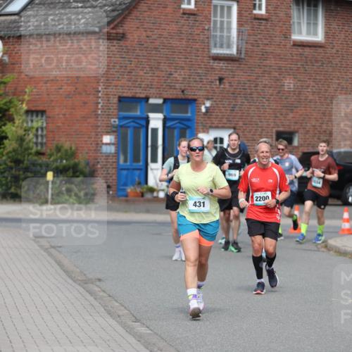 10.05.2026 - 8. Wedeler Halbmarathon Andreas Tolksdorf http://msf.ph/oto/9693415 10.05.2026 10:19:20 Laufen 431, 969, 2200, 2034 meine-sportfotos.de