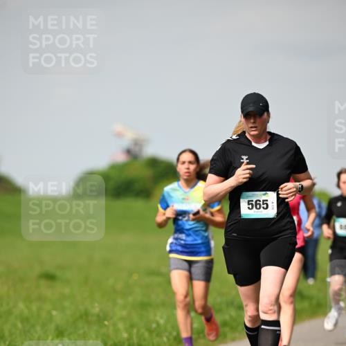 10.05.2026 - 8. Wedeler Halbmarathon Dr. Thomas Lammeyer http://msf.ph/oto/9693419 10.05.2026 11:17:48 Laufen 565 meine-sportfotos.de
