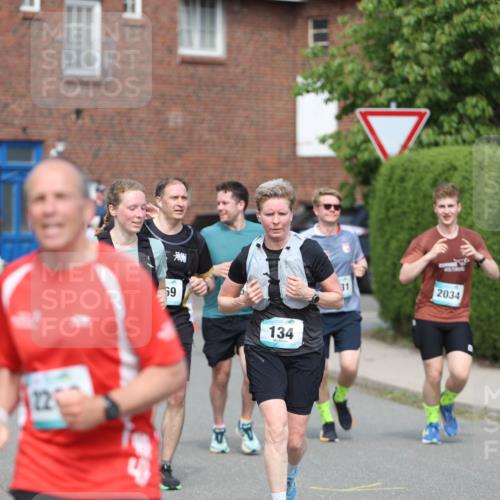 10.05.2026 - 8. Wedeler Halbmarathon Andreas Tolksdorf http://msf.ph/oto/9693458 10.05.2026 10:19:25 Laufen 22, 69, 134, 31, 2034 meine-sportfotos.de