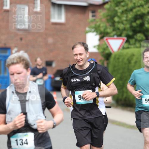 10.05.2026 - 8. Wedeler Halbmarathon Andreas Tolksdorf http://msf.ph/oto/9693479 10.05.2026 10:19:28 Laufen 134, 90, 995, 2031 meine-sportfotos.de