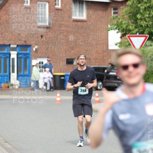 10.05.2026 - 8. Wedeler Halbmarathon Andreas Tolksdorf http://msf.ph/oto/9693492 10.05.2026 10:19:31 Laufen 288 meine-sportfotos.de