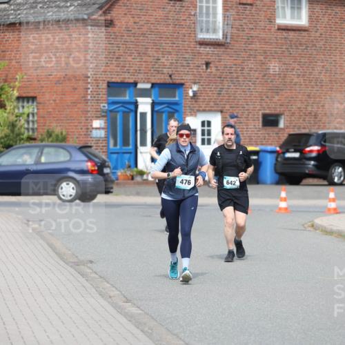 10.05.2026 - 8. Wedeler Halbmarathon Andreas Tolksdorf http://msf.ph/oto/9693529 10.05.2026 10:19:39 Laufen 476, 642 meine-sportfotos.de