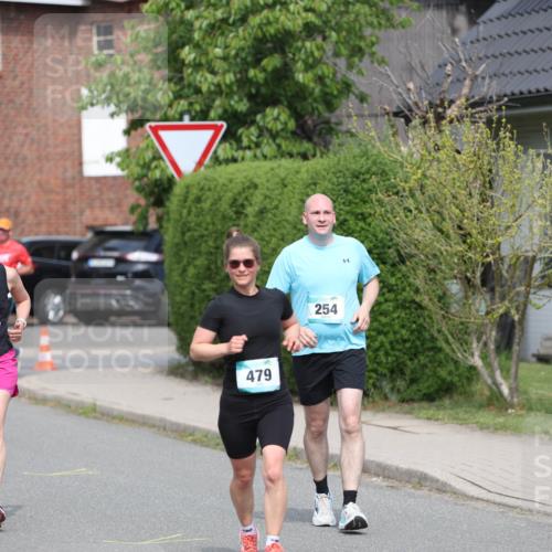 10.05.2026 - 8. Wedeler Halbmarathon Andreas Tolksdorf http://msf.ph/oto/9693651 10.05.2026 10:19:52 Laufen 673, 6, 479, 254, 1111, 111111, 1111111 meine-sportfotos.de