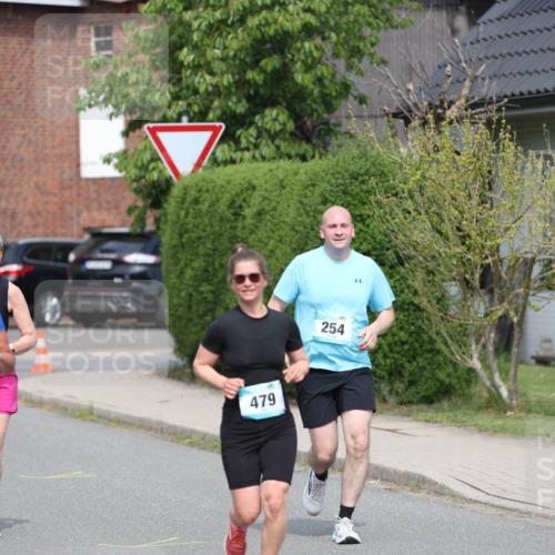 10.05.2026 - 8. Wedeler Halbmarathon Andreas Tolksdorf http://msf.ph/oto/9693655 10.05.2026 10:19:52 Laufen 473, 479, 254 meine-sportfotos.de