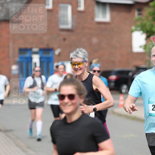 10.05.2026 - 8. Wedeler Halbmarathon Andreas Tolksdorf http://msf.ph/oto/9693686 10.05.2026 10:19:55 Laufen 254 meine-sportfotos.de