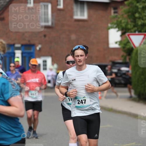 10.05.2026 - 8. Wedeler Halbmarathon Andreas Tolksdorf http://msf.ph/oto/9693713 10.05.2026 10:19:58 Laufen 143, 692, 1, 247, 6 meine-sportfotos.de